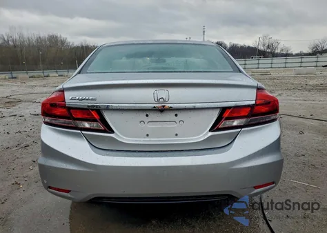 2015 Honda Civic Lx z USA, uszkodzony, nr VIN 19XFB2F59FE028639